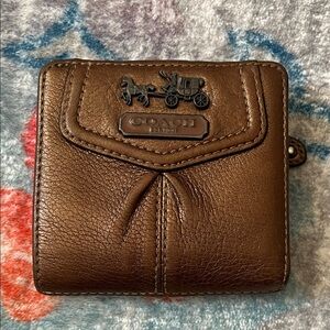 Vintage Coach Bronze Leather Compact Wallet with Signature Coach Patch